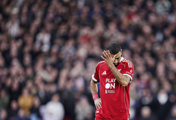 مستقبل صلاح مع ليفربول على المحك.. سلوت يعلق على احتمال نهاية مشواره في أنفيلد مستقبل صلاح مع ليفربول على المحك.. سلوت يعلق على احتمال نهاية مشواره في أنفيلد