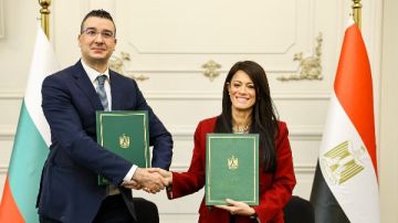 مصر وبلغاريا توقعان بروتوكول اللجنة المشتركة لتعزيز مجالات التعاون في 19 قطاعا مصر وبلغاريا توقعان بروتوكول اللجنة المشتركة لتعزيز مجالات التعاون في 19 قطاعا