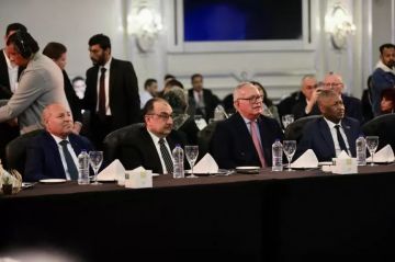 وزير قطاع الأعمال العام يستعرض فرصا استثمارية واعدة في مختلف القطاعات التابعة