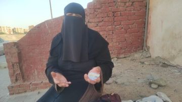 أم أيتام تستغيث في طور سيناء: أزالوا كشك رزقي الوحيد.. وطفلي من ذوي الإعاقة أم أيتام تستغيث في طور سيناء: أزالوا كشك رزقي الوحيد.. وطفلي من ذوي الإعاقة