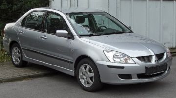 اركب ميتسوبيشي لانسر أوتوماتيك بـ 400 ألف جنيه