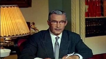 صلاح نظمي.. شرير الشاشة الذي علم الدنيا أسمى معاني الحب والوفاء