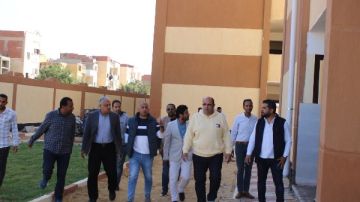 رئيس جهاز تنمية مدينة بدر يزور مدرسة كليوباترا الثانوية للبنات