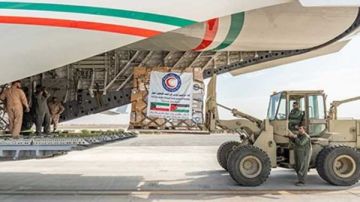 مطار العريش يستقبل طائرة مساعدات باكستانية تحمل 100 طن للفلسطينيين بغزة مطار العريش يستقبل طائرة مساعدات باكستانية تحمل 100 طن للفلسطينيين بغزة