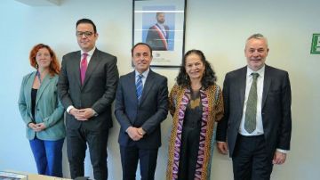 لقاء مصري تشيلي لبحث التعاون ودعم ترشح مصر لرئاسة اللجنة الحكومية الدولية للتربية البدنية لقاء مصري تشيلي لبحث التعاون ودعم ترشح مصر لرئاسة اللجنة الحكومية الدولية للتربية البدنية