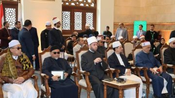 وزير الأوقاف يتفقد فعاليات اليوم الثاني من تصفيات المسابقة العالمية للقرآن الكريم وزير الأوقاف يتفقد فعاليات اليوم الثاني من تصفيات المسابقة العالمية للقرآن الكريم