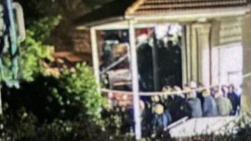 الاحتلال الإسرائيلي يجبر المصلين على مغادرة مسجد غرب رام الله الاحتلال الإسرائيلي يجبر المصلين على مغادرة مسجد غرب رام الله