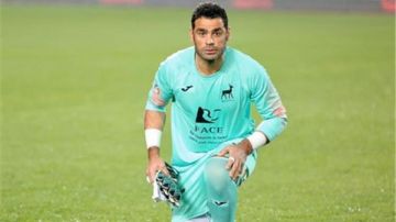 حارس الأهلي: مباراة الـ 6 1 أثرت على تاريخ عبد المنصف