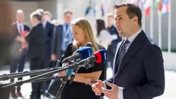 السويد تلغي مساعدات تنموية لـ 5 دول تدريجيا وتحولها لدعم أوكرانيا السويد تلغي مساعدات تنموية لـ 5 دول تدريجيا وتحولها لدعم أوكرانيا