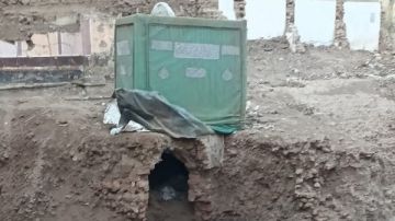 أهالي منوف يطالبون بتدخل عاجل بعد انهيار ضريح مسجد أثري وظهور عظام أهالي منوف يطالبون بتدخل عاجل بعد انهيار ضريح مسجد أثري وظهور عظام