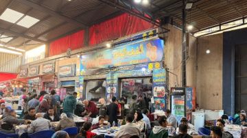 خلال عطلة نهاية الأسبوع .. جبال ملح بورفؤاد تستقبل آلاف الزوار من مختلف المحافظات