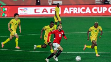 روح قتالية.. وائل القباني يعدد إيجابيات منتخب مصر في مباراة زيمبابوي