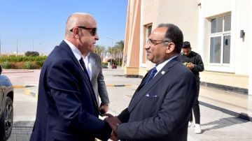 محافظ الأقصر يدشن المؤتمر الرابع لشباب التكنولوجيين بجامعة طيبة محافظ الأقصر يدشن المؤتمر الرابع لشباب التكنولوجيين بجامعة طيبة