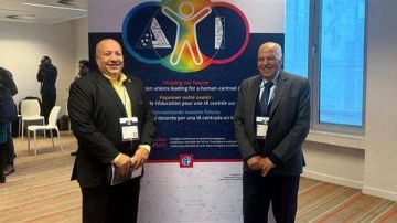 نقيب المعلمين: عصر الذكاء الاصطناعي يفرض علينا إعادة التفكير في فلسفة التعليم ودور المعلم نقيب المعلمين: عصر الذكاء الاصطناعي يفرض علينا إعادة التفكير في فلسفة التعليم ودور المعلم