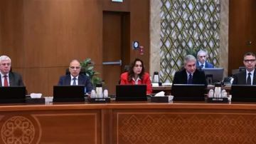 منال عوض تستعرض إجراءات مواجهة نوبات تلوث الهواء الحادة خلال خريف 2025 منال عوض تستعرض إجراءات مواجهة نوبات تلوث الهواء الحادة خلال خريف 2025