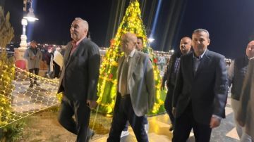 محافظ الأقصر في جولة ليلية سيرا على الأقدام لمتابعة الحالة الأمنية والمرورية والموسم السياحي