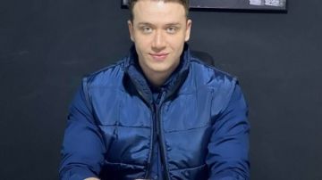 الطبيب الوسيم محمد المغربي يتسبب في طلاق وفسخ خطوبة.. ما الحكاية؟