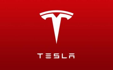 أسهم تسلا ترتفع مع توقعات توسع أسطول روبوتاكسي ذاتية القيادة