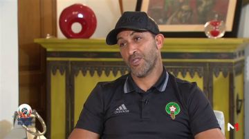 بينهم 5 مصريين.. مصطفى حاجي يختار قائمة لأفضل 11 لاعبًا عربيًا أفريقيًّا