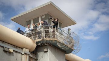 رائحة الصرف الصحي وانتشار الحشرات.. كارثة السجون الإسرائيلية تتجاوز كل الحدود