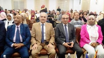 افتتاح معرض اليوم العالمى للغة العربية بمكتبة مصر العامة بأسوان