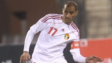 حاتم عقل: فخور بأني من أكثر لاعبي الأردن مشاركة دوليا ومحليا .. والفيصلي صنع اسمي