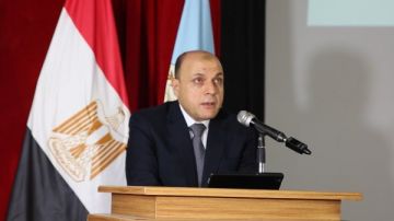 محافظ كفر الشيخ يتابع تنفيذ مشروعات حماية الشريط الساحلي محافظ كفر الشيخ يتابع تنفيذ مشروعات حماية الشريط الساحلي