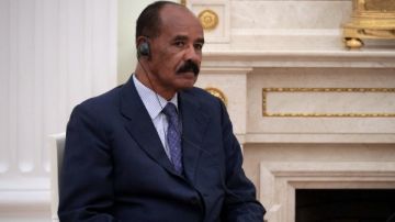 إريتريا تنسحب من إيجاد.. والمنظمة تطالب أسمرة بإعادة النظر في القرار إريتريا تنسحب من إيجاد.. والمنظمة تطالب أسمرة بإعادة النظر في القرار