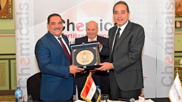 نمو صادرات الصناعات الكيماوية 10 خلال 10 أشهر لتسجل 7.7 مليار دولار نمو صادرات الصناعات الكيماوية 10 خلال 10 أشهر لتسجل 7.7 مليار دولار