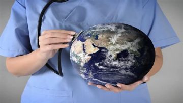 الإنسان والبيئة .. عمارة: المؤتمر يعيد البعد الإنساني لمواجهة تغيرات مناخ فيديو الإنسان والبيئة .. عمارة: المؤتمر يعيد البعد الإنساني لمواجهة تغيرات مناخ فيديو