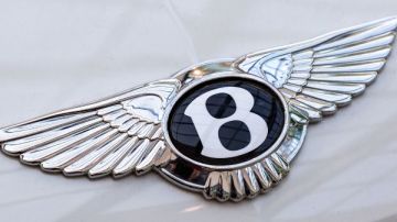 بنتلي تمهد لمرحلة جديدة بإطلاق SUV كهربائية.. الأصغر من نوعها