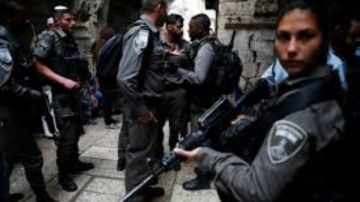 شرطة الاحتلال تقتحم الشيخ جراح وتفرض غرامات على المركبات الفلسطينية شرطة الاحتلال تقتحم الشيخ جراح وتفرض غرامات على المركبات الفلسطينية