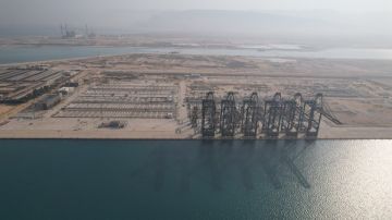 النقل: نعمل على تحويل السخنة إلى أكبر ميناء على البحر الأحمر مع إنشاء 5 أحواض جديدة و18 كم أرصفة بحرية