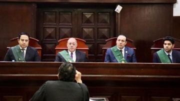 خلصت على ابنها.. إحالة أوراق سيدة وعشيقها لمفتي الجمهورية