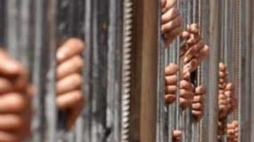 ضبط المتهمين بإلقاء جـ.ثة طفلة حديثة الولادة داخل عقار سكني بشبرا الخيمة ضبط المتهمين بإلقاء جـ.ثة طفلة حديثة الولادة داخل عقار سكني بشبرا الخيمة