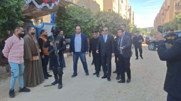 مدير أمن أسيوط يتفقد التمركزات الأمنية بمحيط اللجان الانتخابية