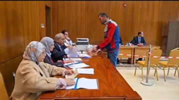 السفارة المصرية بالأردن تستقبل الناخبين للتصويت في جولة الإعادة بانتخابات النواب 2025