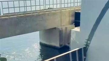 الري تستعرض موقف مشروع تحديث أنظمة وأجهزة التشغيل والتحكم لمفيض قناطر إسنا الجديدة الري تستعرض موقف مشروع تحديث أنظمة وأجهزة التشغيل والتحكم لمفيض قناطر إسنا الجديدة