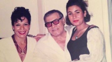 رانيا فريد شوقي تحيي الذكرى السنوية الثانية لوفاة شقيقتها ناهد رانيا فريد شوقي تحيي الذكرى السنوية الثانية لوفاة شقيقتها ناهد