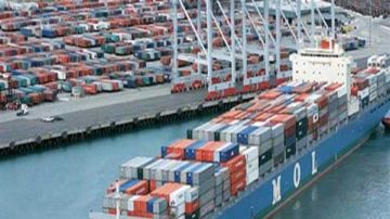 تداول 13 ألف طن بضائع عامة ومتنوعة بموانئ البحر الأحمر تداول 13 ألف طن بضائع عامة ومتنوعة بموانئ البحر الأحمر
