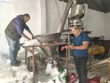 تموين الإسكندرية يضبط منشأة لتعبئة ملح طعام دون ترخيص تموين الإسكندرية يضبط منشأة لتعبئة ملح طعام دون ترخيص