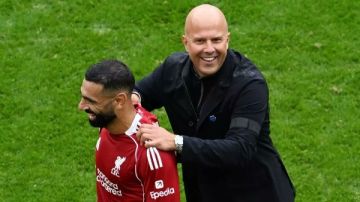 رغم التصالح مع مدرب ليفربول.. محمد صلاح يصل جدة الأسبوع الجاري.. تفاصيل رغم التصالح مع مدرب ليفربول.. محمد صلاح يصل جدة الأسبوع الجاري.. تفاصيل