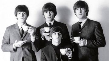 وتريات الإسكندرية تستعيد ذكريات موسيقى البيتلز بسيد درويش وتريات الإسكندرية تستعيد ذكريات موسيقى البيتلز بسيد درويش
