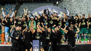 بالأسماء.. طاقم حكام كأس السوبر الليبي بين أهلي طرابلس وبني غازي