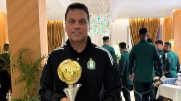 حسام البدري بعد التتويج بكأس ليبيا: إنجاز كبير وإضافة لتاريخي حسام البدري بعد التتويج بكأس ليبيا: إنجاز كبير وإضافة لتاريخي