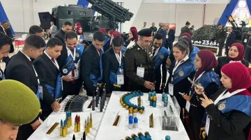 جامعة مطروح تنظم زيارة علمية لطلابها إلى معرض الصناعات الدفاعية والعسكرية