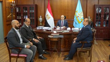 محافظ كفر الشيخ يناقش سبل مواجهة ظاهرة الكلاب الحرة والوقاية من السعار محافظ كفر الشيخ يناقش سبل مواجهة ظاهرة الكلاب الحرة والوقاية من السعار