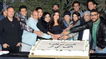 محمد بشير ينشر صورا من أول يوم تصوير الست موناليزا 