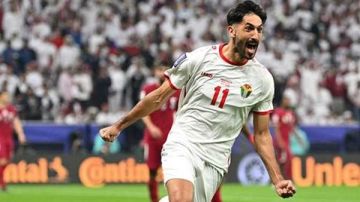 هدف الأهلي.. يزن النعيمات يتعرض لإصابة خطيرة في مباراة الأردن والعراق بكأس العرب هدف الأهلي.. يزن النعيمات يتعرض لإصابة خطيرة في مباراة الأردن والعراق بكأس العرب