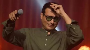 إيهاب توفيق يحيي حفلا غنائيا في سيدني السبت المقبل